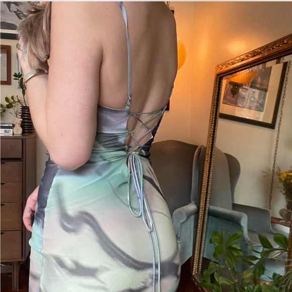 Abstract Maxi Dress - Picture 2 of 6